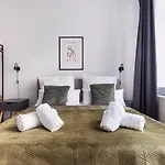 Central Apartment In Heart Of Berlin